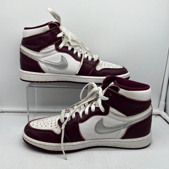 Nike Air Jordan 1 Retro High Shoes Mens 8.5  555088-611 Sneakers Maroon